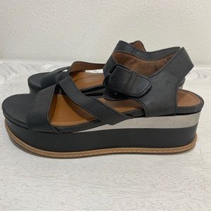 Naturalizer‎ 8 Platform Sandals